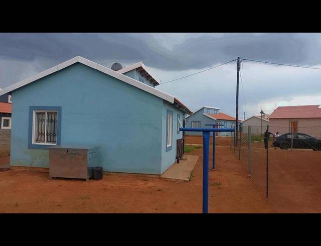 2 BEDROOM HOUSE FOR SALE IN SAVANNA CITY
